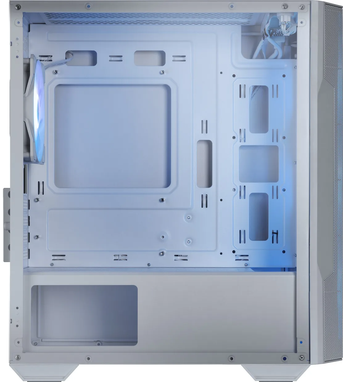 Внутреннее пространство белого корпуса MSI MAG Forge M100R White для материнской платы