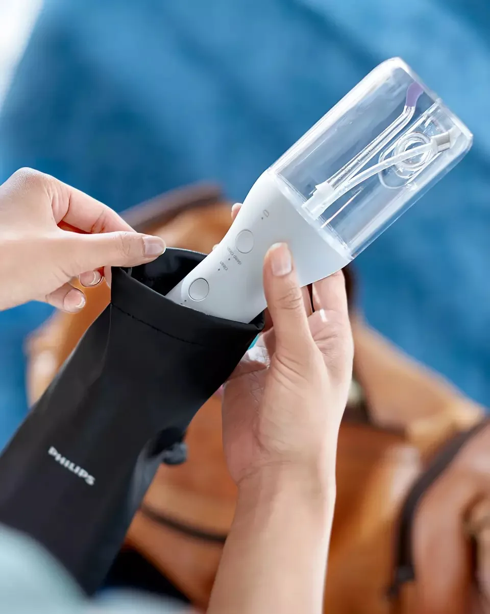 Іригатор Philips Sonicare Cordless Power Flosser 3000 HX3826/31 — фото 10