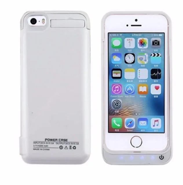 Чехол аккумулятор для iPhone 5/5C/5s/SE с подставкой в белом цвете фото 2