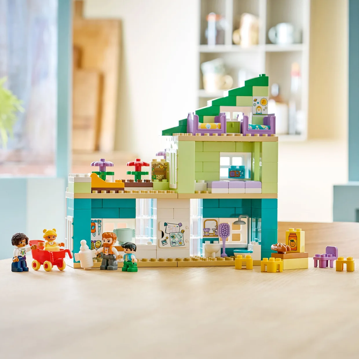 Конструктор LEGO DUPLO Современный семейный дом 3 в 1 с фигурками (10470) — фото 8