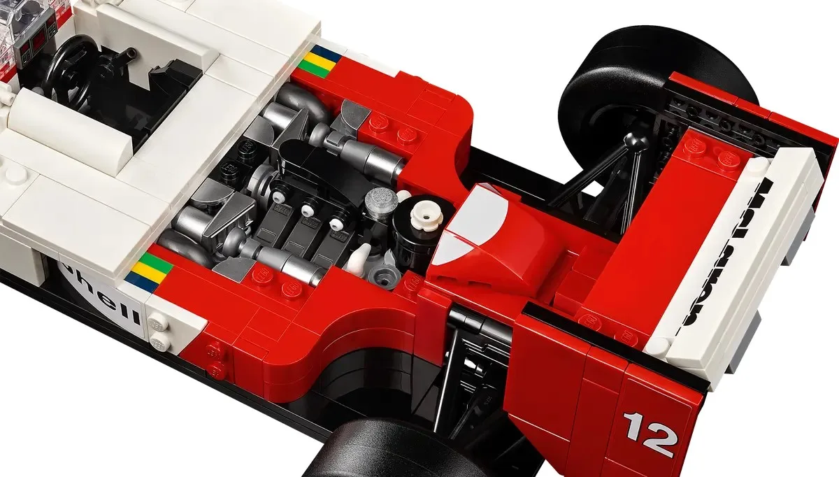 Конструктор LEGO Icons McLaren MP4/4 и Айртон Сенна (10330) — фото 5