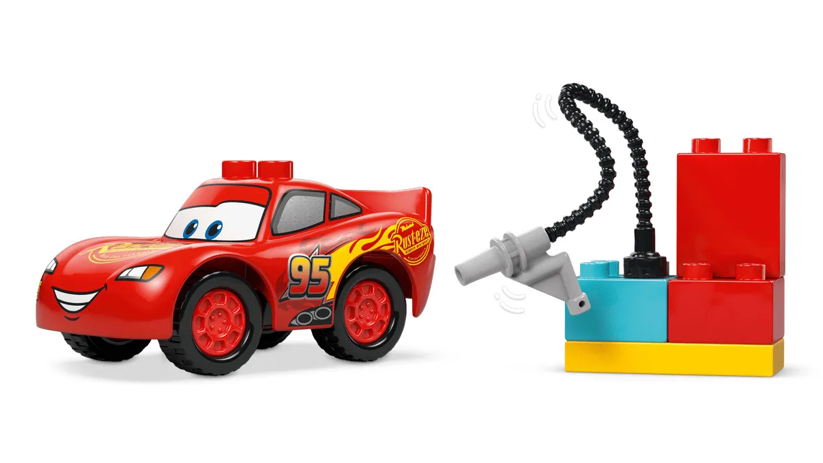Конструктор LEGO DUPLO Disney Візит МакКвіна в гараж Дока (10456) — фото 2