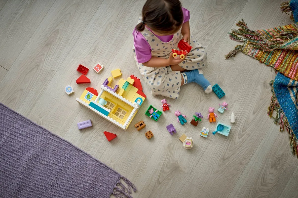 Конструктор LEGO DUPLO Peppa Pig Семейный дом (10467) — фото 9