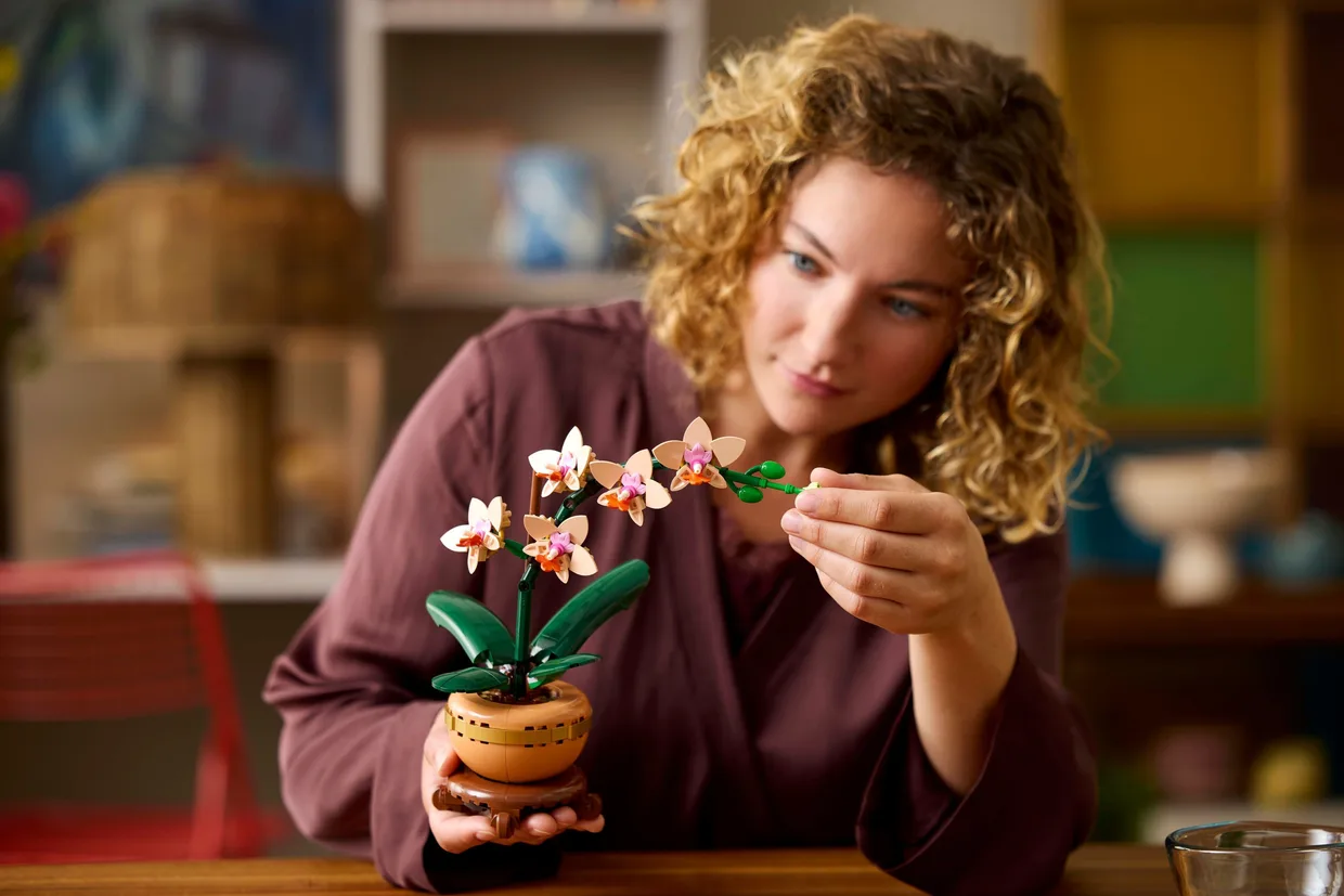 Конструктор LEGO Botanicals Мини-орхидея (10343) — фото 5