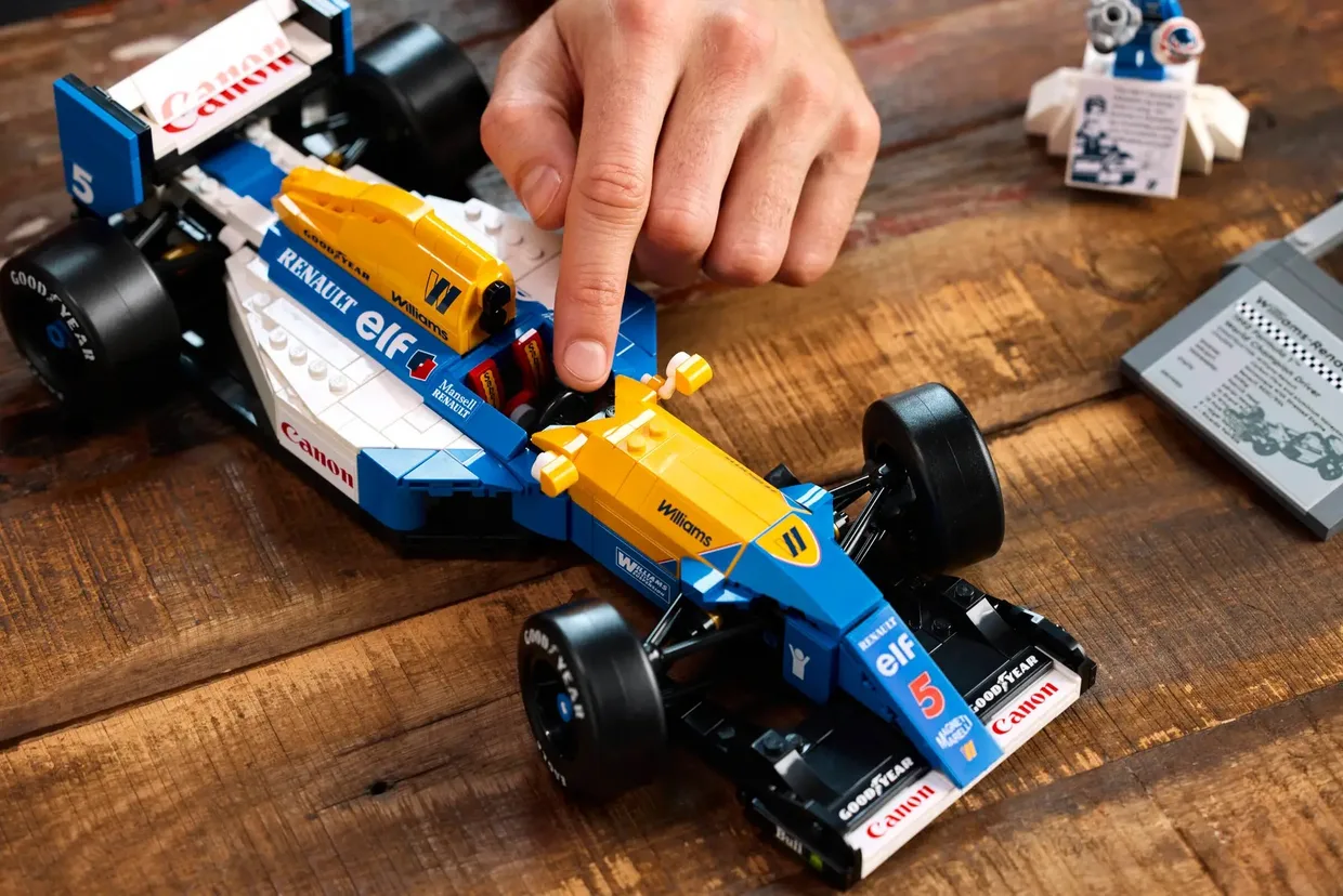 Конструктор LEGO Icons Williams Racing FW14B и Найджел Мэнселл (10353) — фото 7