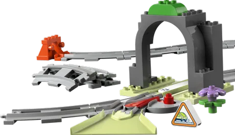 Конструктор LEGO DUPLO Дополнительный набор «Железнодорожный туннель и рельсы» (10425)