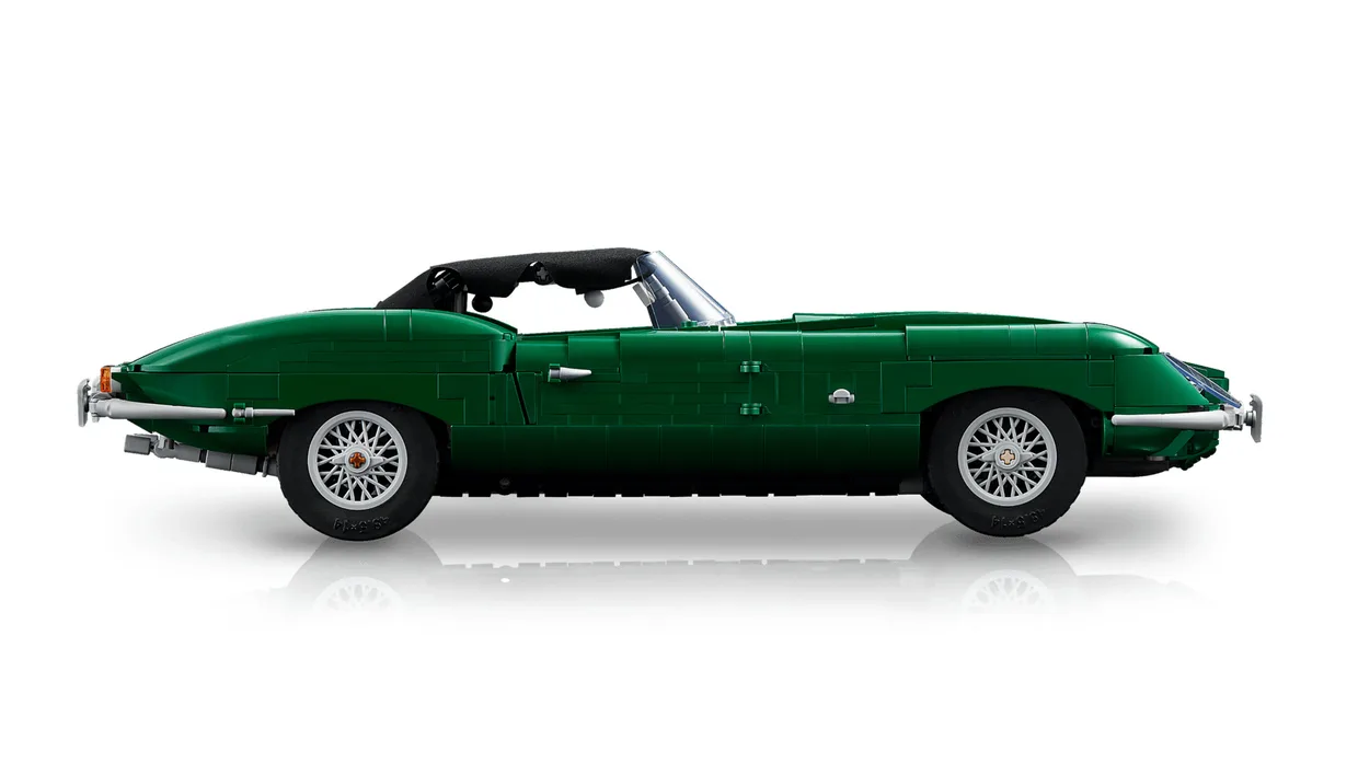 Конструктор LEGO Icons Jaguar E-Type (11381) — фото 3