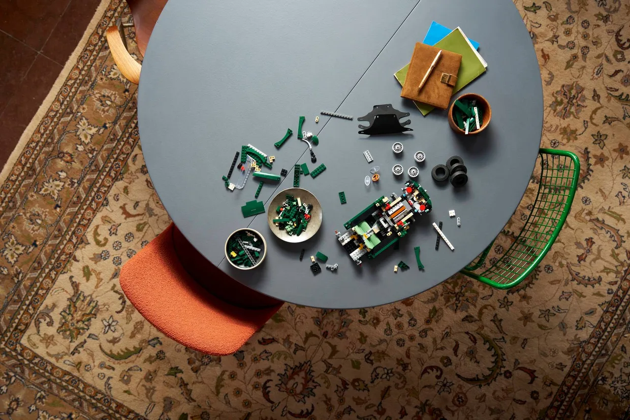 Конструктор LEGO Icons Jaguar E-Type (11381) — фото 20