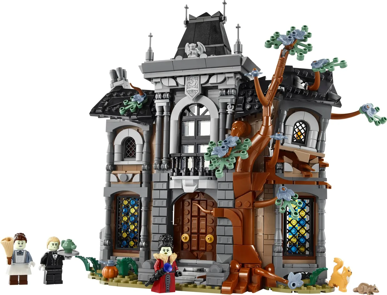 Конструктор LEGO Icons Поместье мэра (11383)