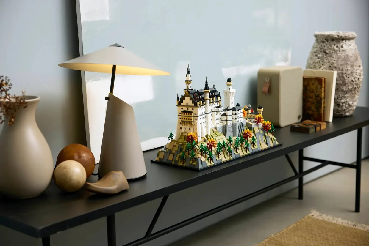 Конструктор LEGO Architecture Замок Нойшванштайн (21063) — фото 10