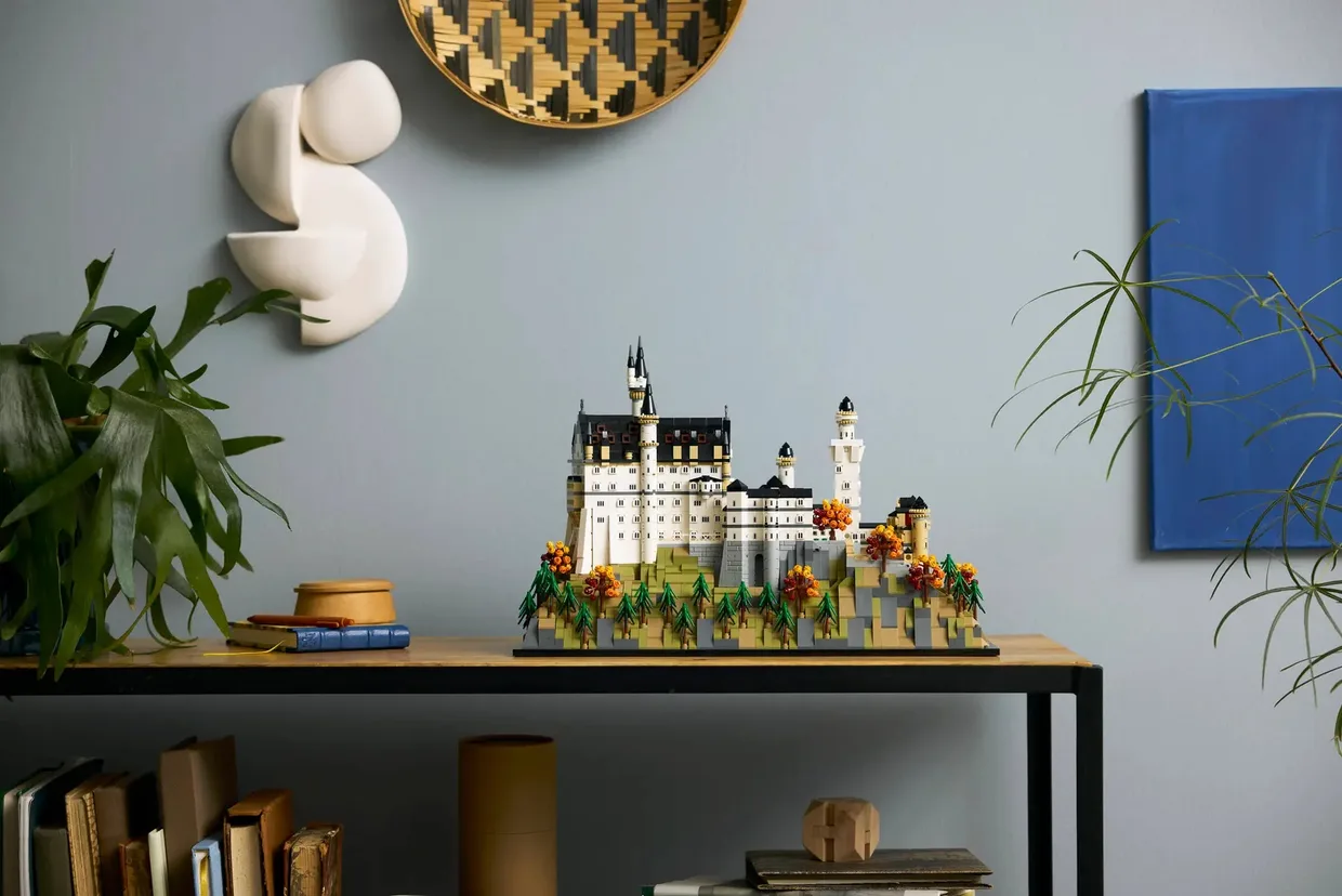 Конструктор LEGO Architecture Замок Нойшванштайн (21063) — фото 11