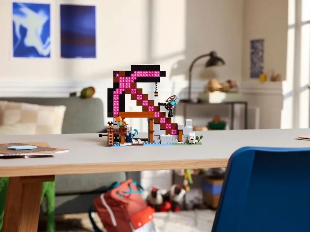Конструктор LEGO Minecraft Шахта «Кирка» (21277) — фото 9