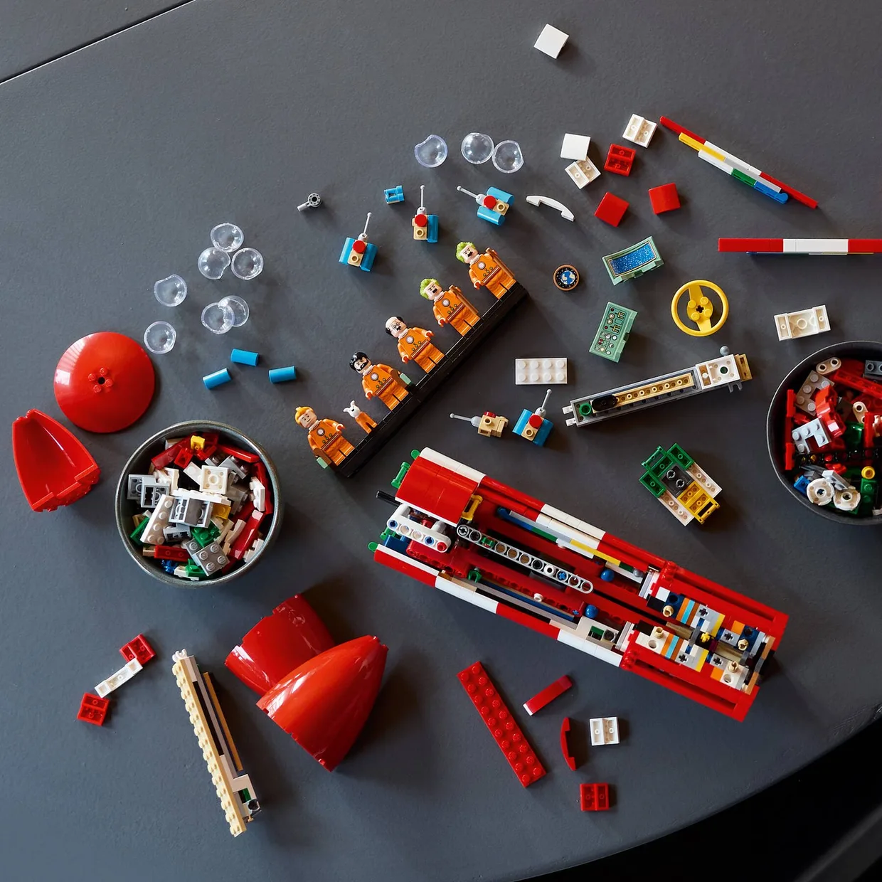 Конструктор LEGO Ideas Лунная ракета Тинтина (21367) — фото 8