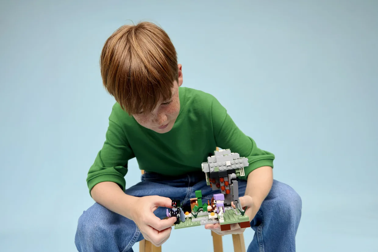 Конструктор LEGO Minecraft Бледный сад (21586) — фото 8
