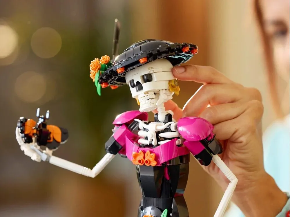 Конструктор LEGO Ideas Ла Катрина (21372) — фото 7