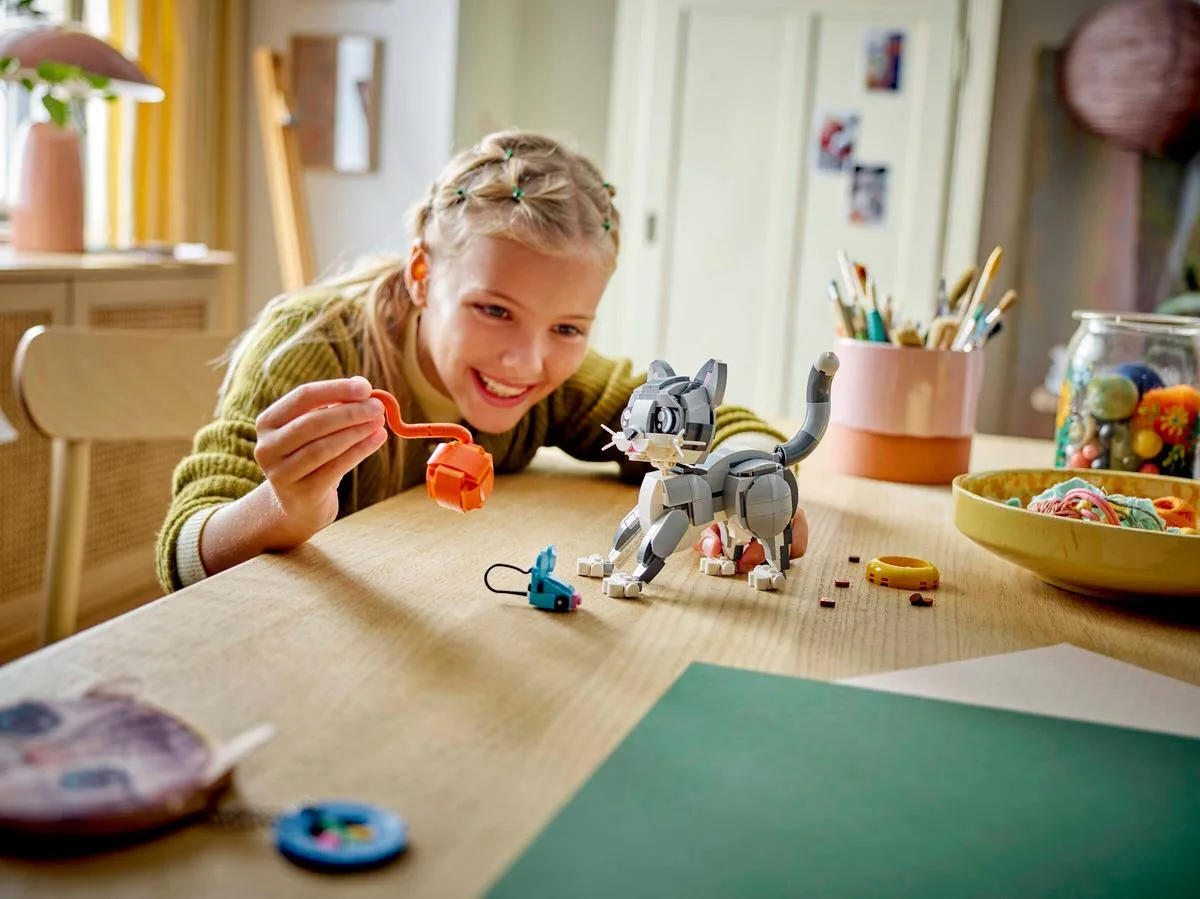 Конструктор LEGO Creator 3 в 1 Грайливий кіт (31163) — фото 7