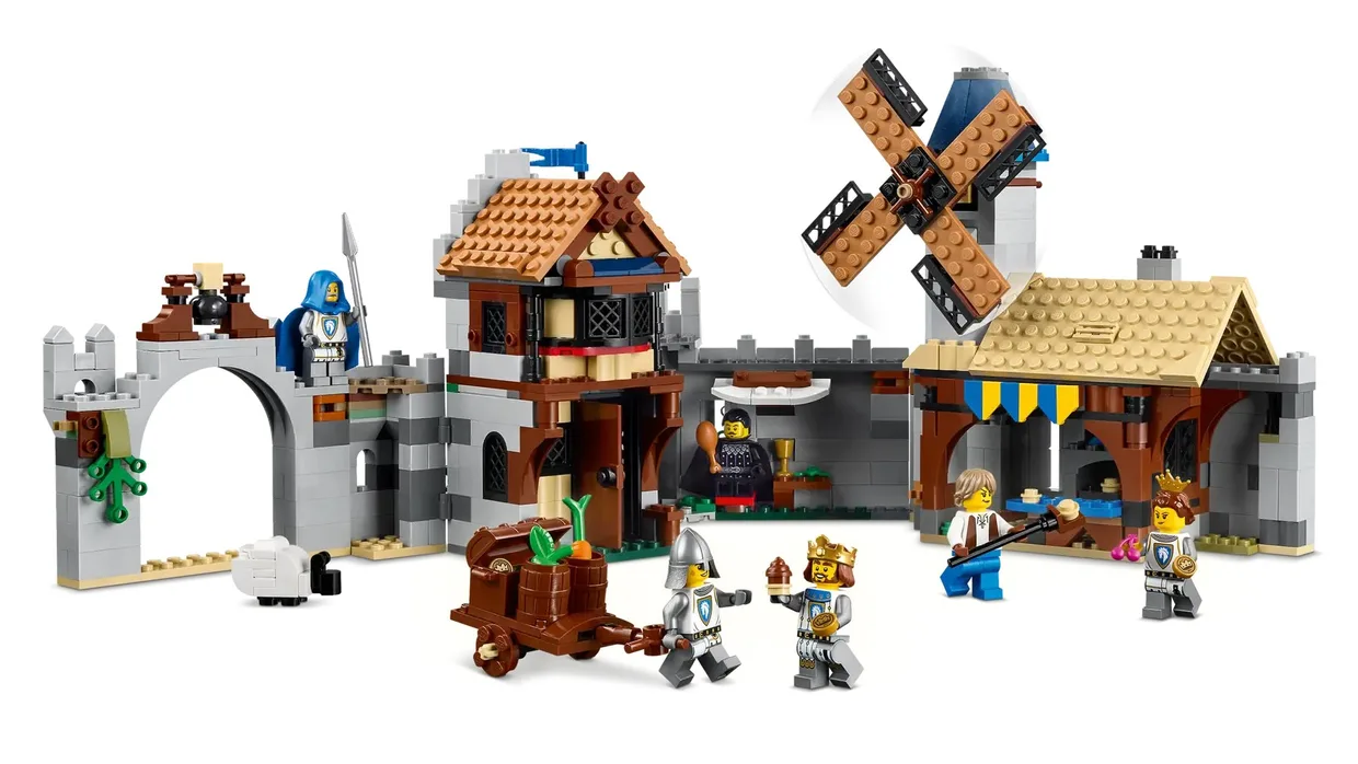 Конструктор LEGO Creator 3 в 1 Средневековый замок с рыцарем на коне (31168) — фото 3