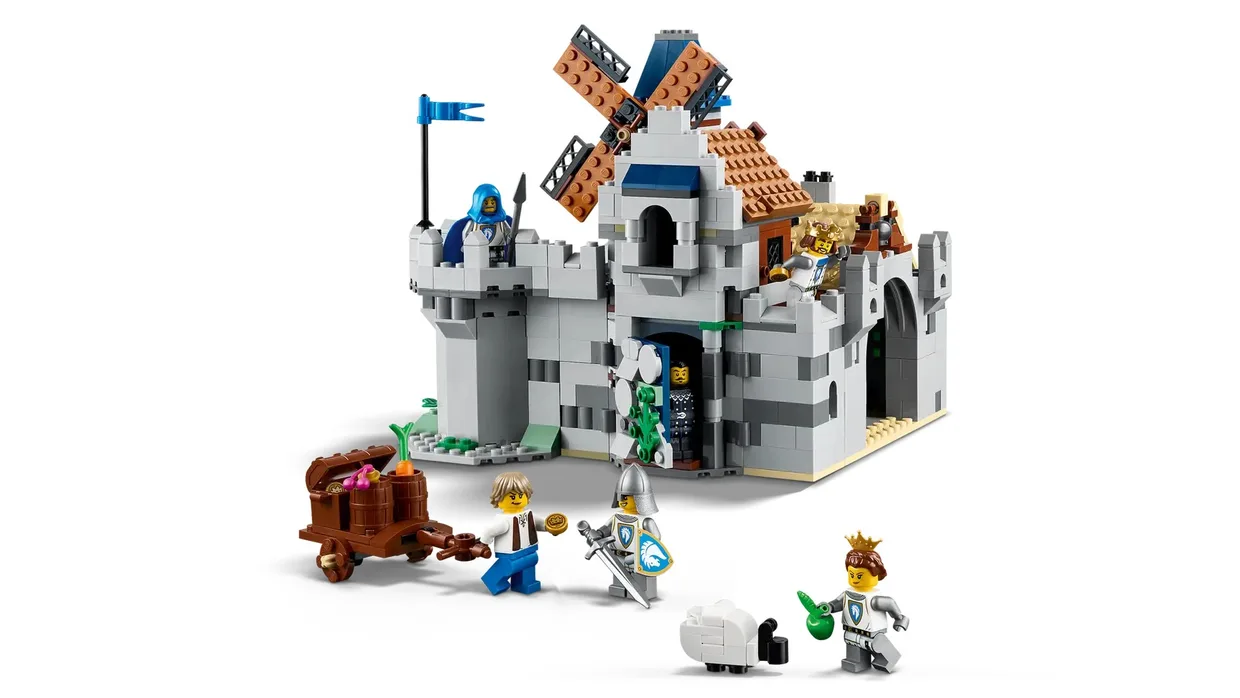 Конструктор LEGO Creator 3 в 1 Средневековый замок с рыцарем на коне (31168) — фото 5