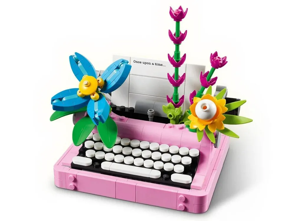 Конструктор LEGO Creator 3 в 1 Пишущая машинка с цветами (31169)