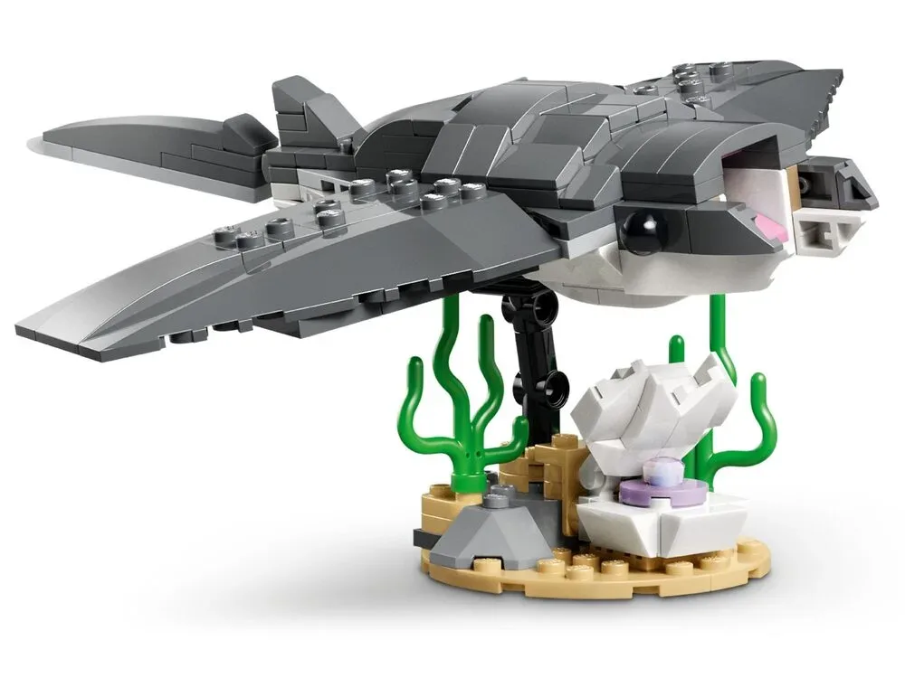 Конструктор LEGO Creator 3 в 1 Люта акула зі скринею скарбів (31381) — фото 7