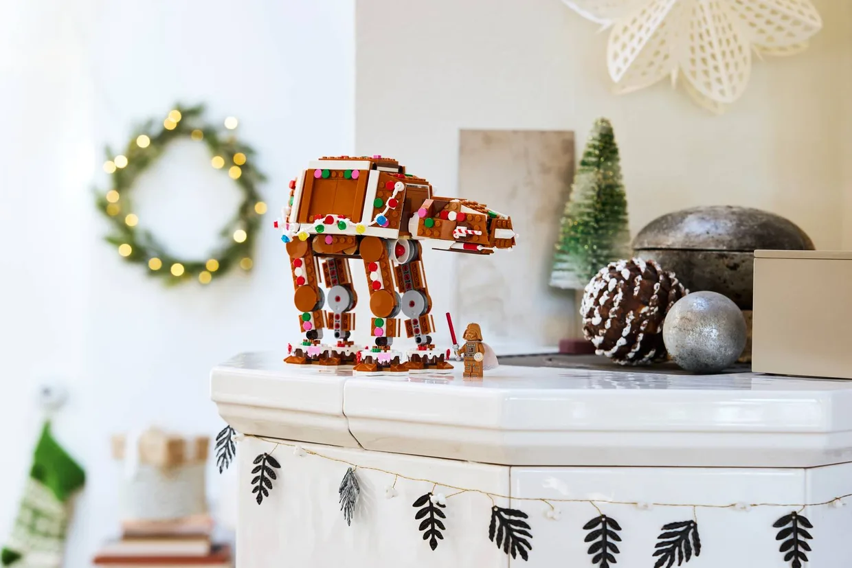 Конструктор LEGO Star Wars Пряничный шагоход AT-AT (40806) — фото 2