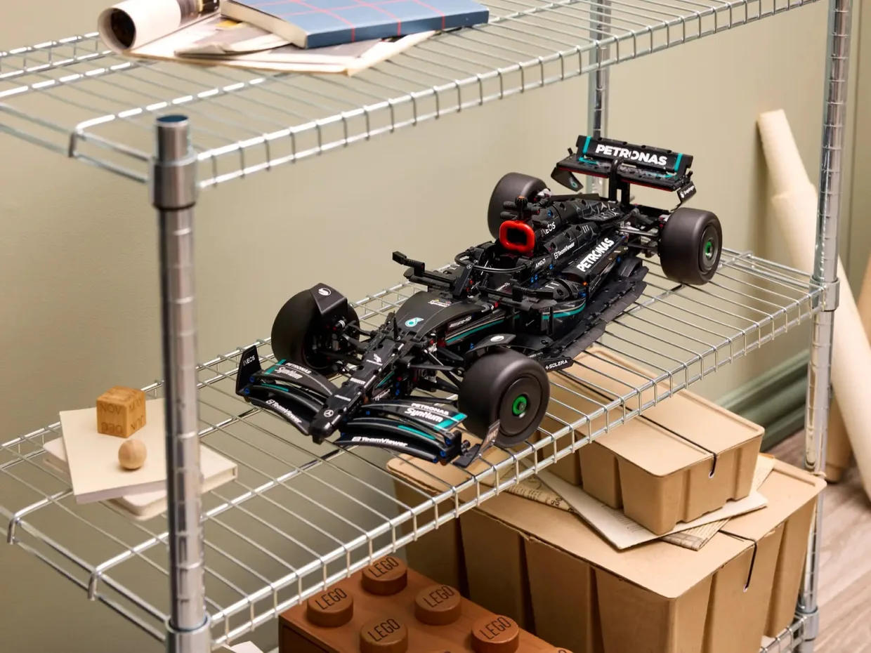 Конструктор LEGO Technic Mercedes-AMG F1 W14 E Performance (42171) — фото 7