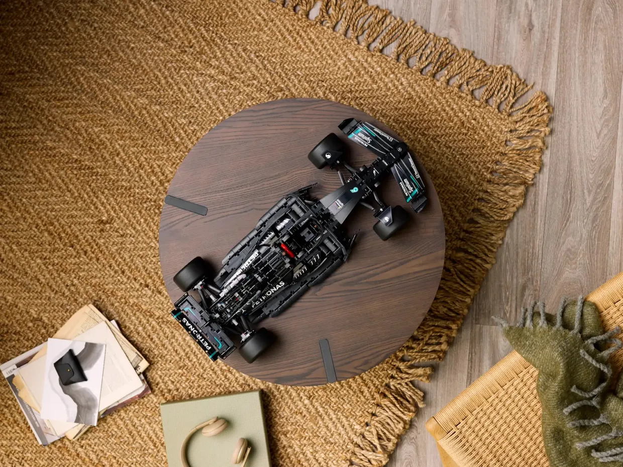 Конструктор LEGO Technic Mercedes-AMG F1 W14 E Performance (42171) — фото 8