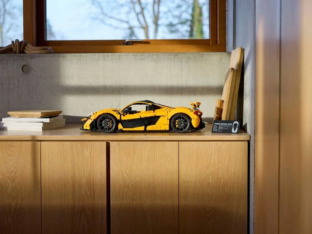 Конструктор LEGO Technic McLaren P1 (42172) — фото 7