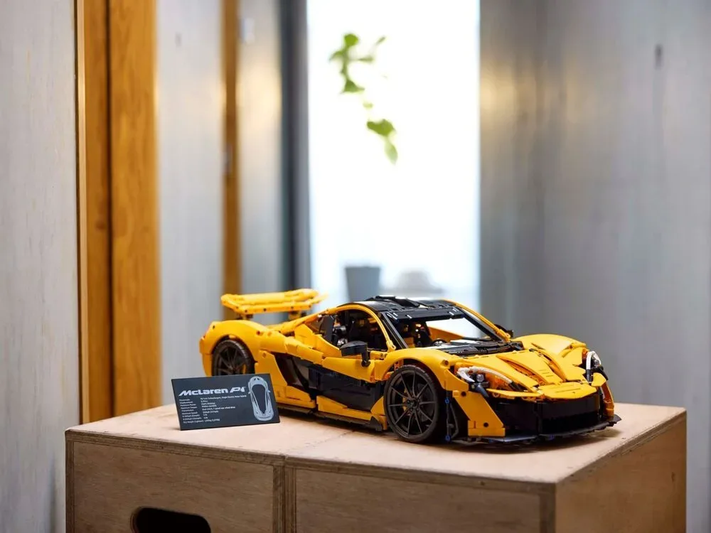 Конструктор LEGO Technic McLaren P1 (42172) — фото 8