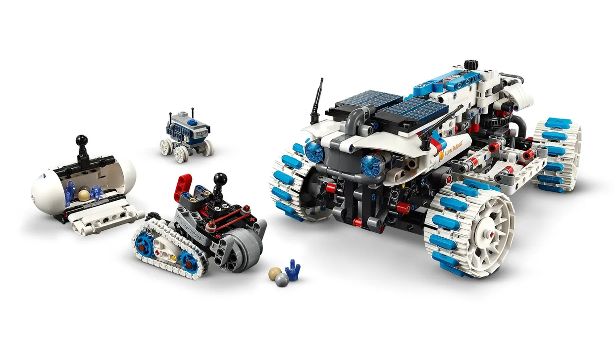 Конструктор LEGO Technic Луноход Lunar Outpost (42211) — фото 2
