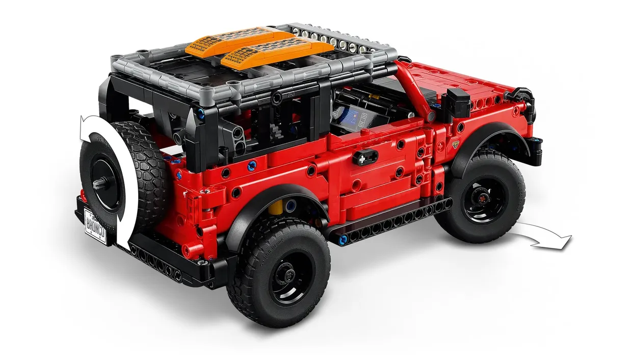 Конструктор LEGO Technic Внедорожник Ford Bronco (42213) — фото 4