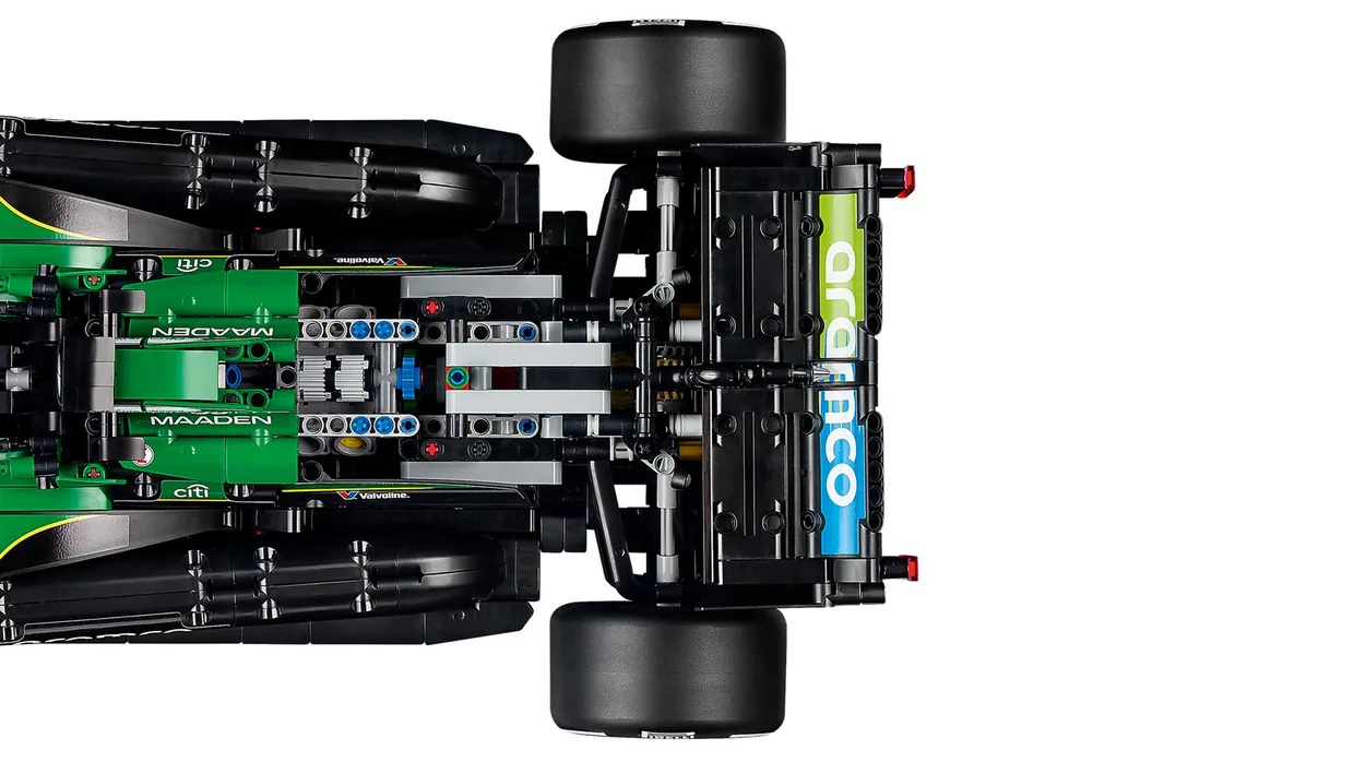 Конструктор LEGO Technic Автомобиль Формулы-1 Aston Martin Aramco AMR25 (42240) — фото 5