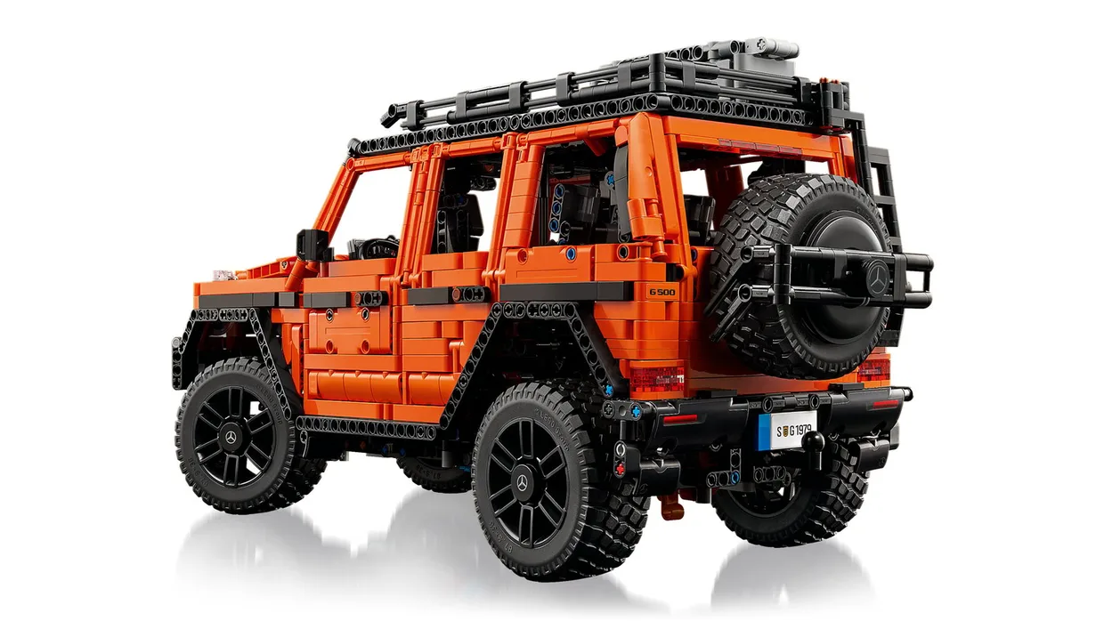 Конструктор LEGO Technic Mercedes-Benz G 500 PROFESSIONAL Line (42177) — фото 2