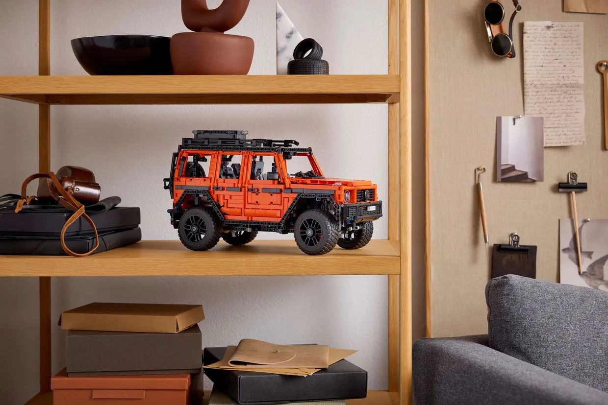 Конструктор LEGO Technic Mercedes-Benz G 500 PROFESSIONAL Line (42177) — фото 10