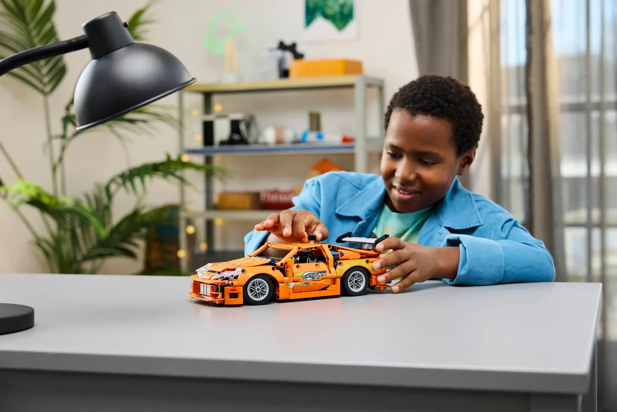 Конструктор LEGO Technic Форсаж: Toyota Supra MK4 (42204) — фото 6