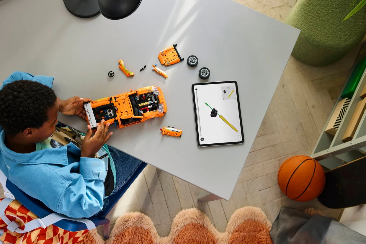 Конструктор LEGO Technic Форсаж: Toyota Supra MK4 (42204) — фото 9
