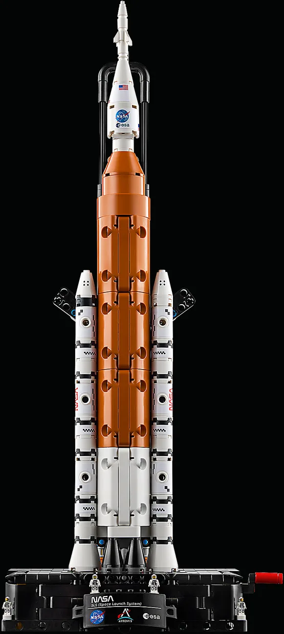 Конструктор LEGO Technic Ракета космической системы запуска NASA Artemis (42221) — фото 2