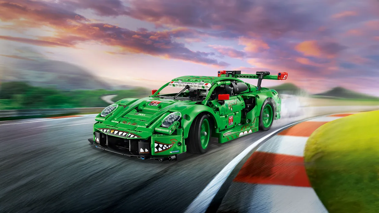Конструктор LEGO Technic Автомобіль Porsche 911 GT3 R REXY AO Racing (42224) — фото 6