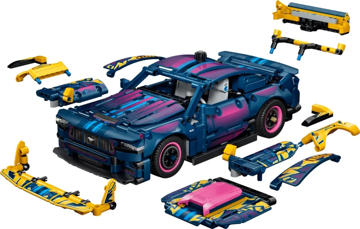 Конструктор LEGO Technic Тюнинг-гараж с автомобилем Ford Mustang GT (42236) — фото 3