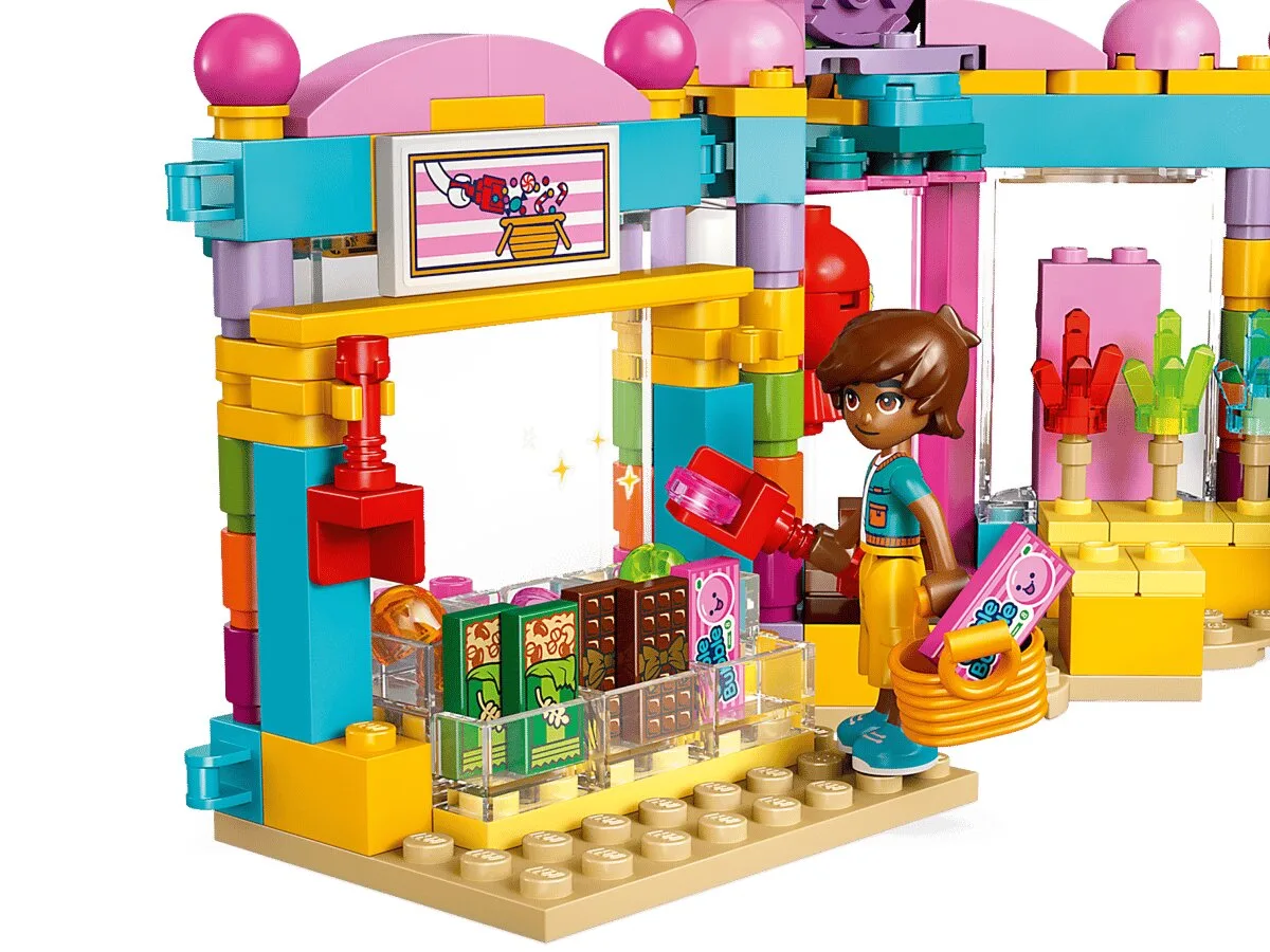 Конструктор LEGO Friends Цукерня Хартлейк-Сіті (42649) — фото 5