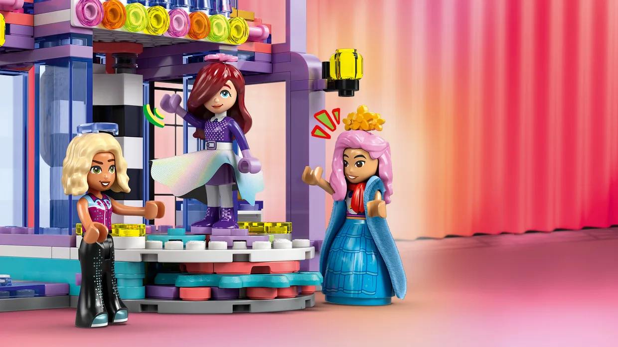 Конструктор LEGO Friends Модний показ у Хартлейк-Сіті (42685) — фото 3