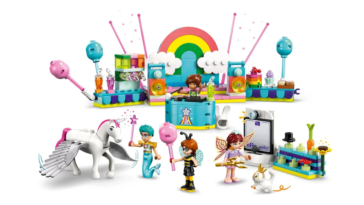 Конструктор LEGO Friends Костюмированная вечеринка с единорогом и феей (42661) — фото 2