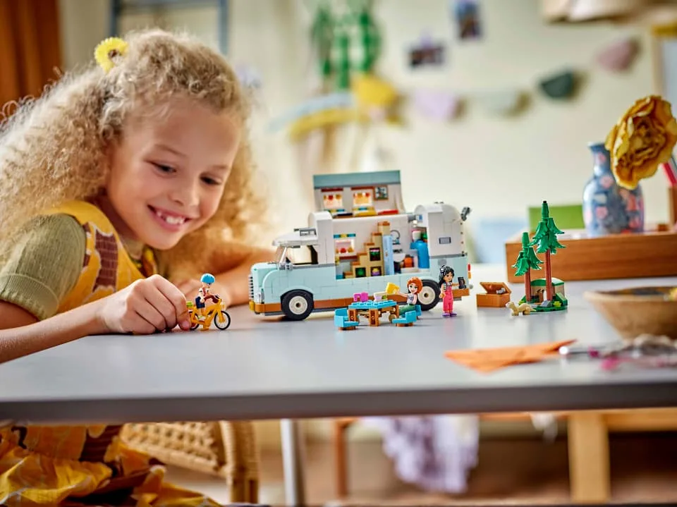 Конструктор LEGO Friends Пригоди на фургоні дружби (42663) — фото 8