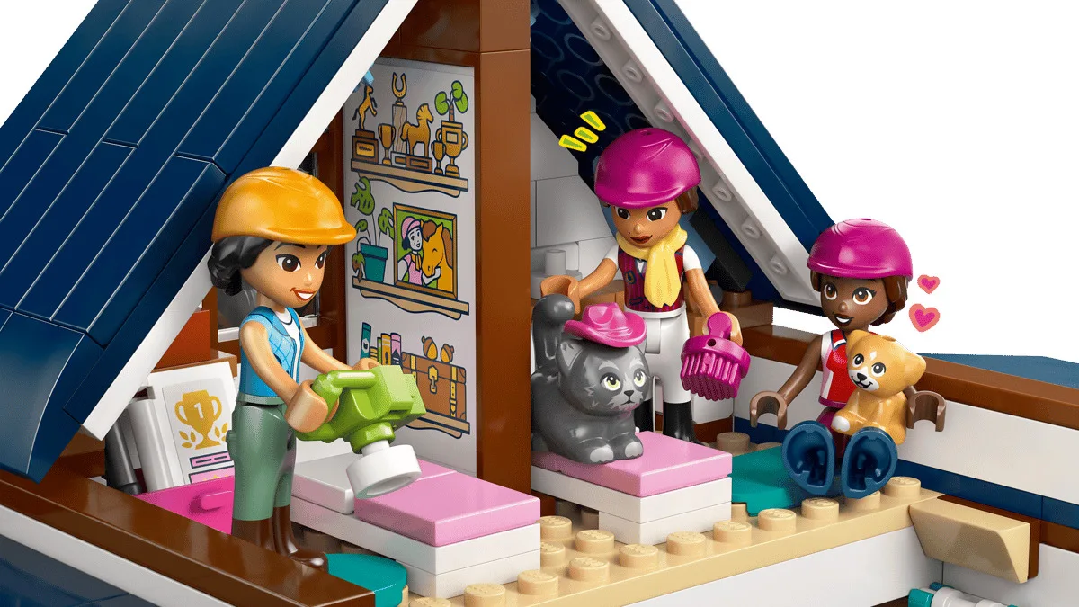 Конструктор LEGO Friends Конюшня и академия верховой езды (42688) — фото 2