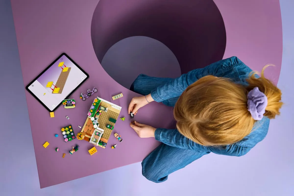 Конструктор LEGO Friends Творча квіткова крамниця (42693) — фото 10