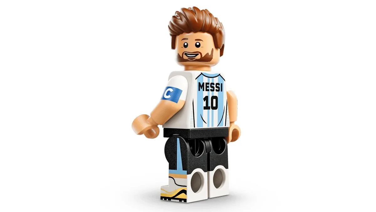 Конструктор LEGO Editions Лионель Месси — лучшие футбольные моменты (43011) — фото 2