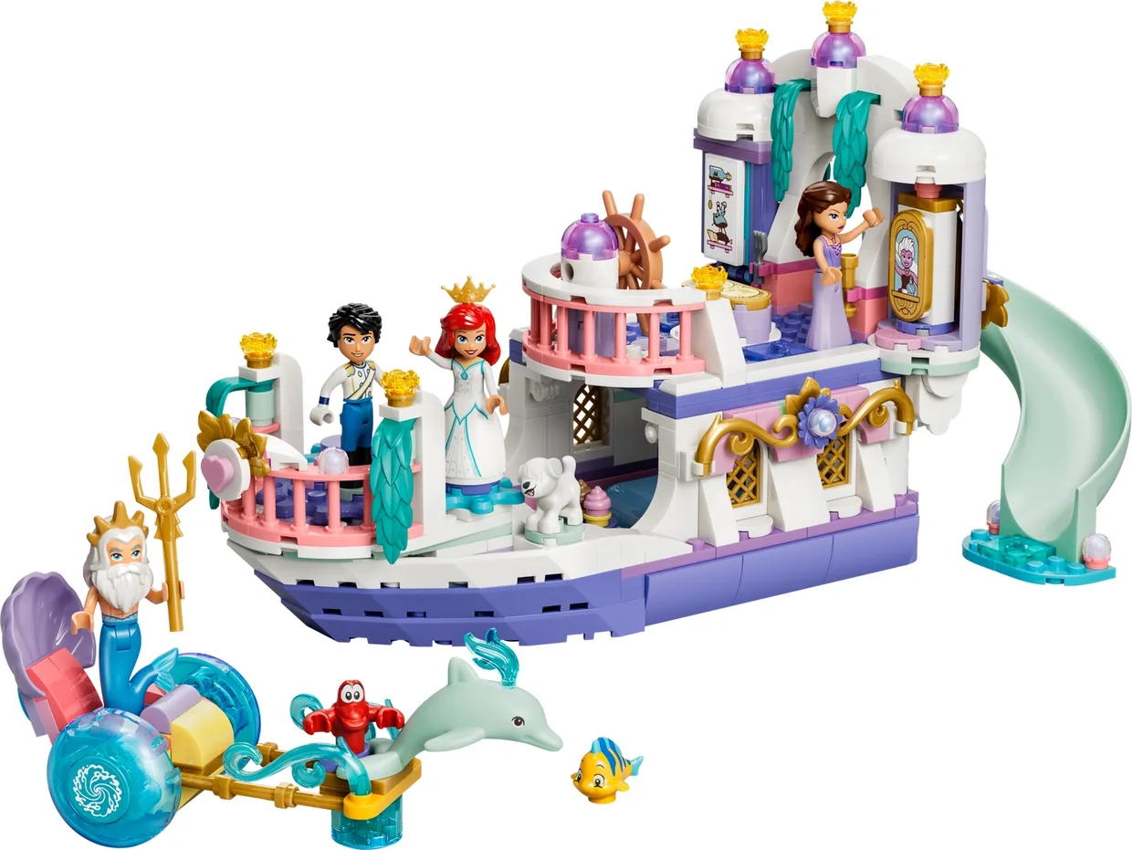 Конструктор LEGO Disney Princess Королівський весільний човен Аріель (43299)