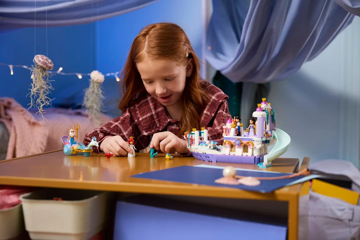 Конструктор LEGO Disney Princess Королівський весільний човен Аріель (43299) — фото 8
