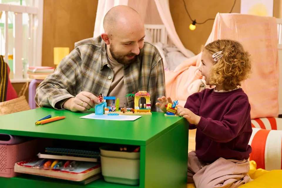 Конструктор LEGO Disney Веселощі на пляжі з Ліло і Стічем (43280) — фото 6