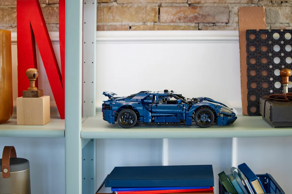 Конструктор LEGO Technic Ford GT 2022 (42154) — фото 7